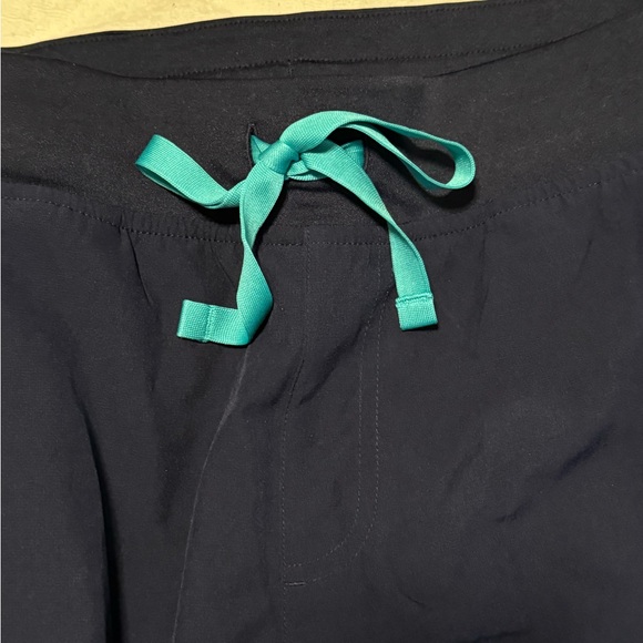 Brand new navy blue FIGS technical collection scrubs - Picture 5 of 5